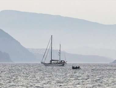 Ότι θέλουν κάνουν οι παράνομοι μετανάστες: Δεύτερο σκάφος έφτασε ανενόχλητο στις ακτές της Πελοποννήσου